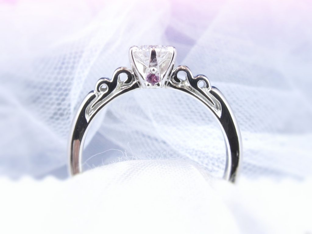 デザインについて色々とアドバイスを頂き 素敵な婚約指輪を作って頂きました 岡崎市の結婚指輪 婚約指輪なら宝石工房アートゆう 宝石職人常駐